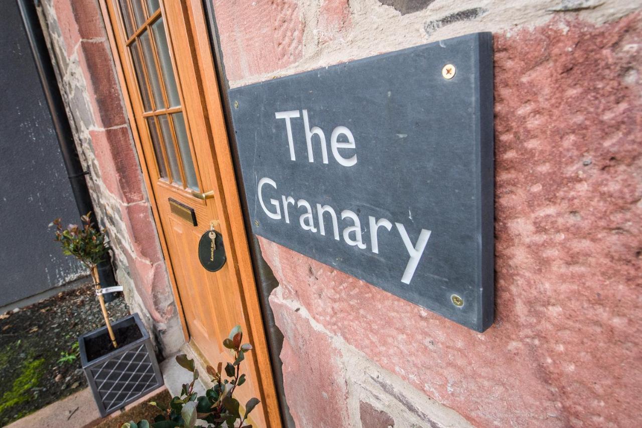 The Granary With Hot Tub Vila Forgandenny Exterior foto